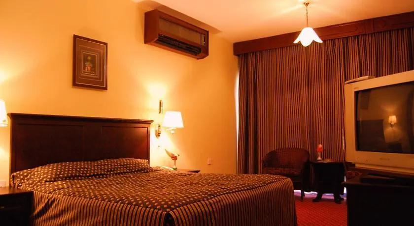Abjad Crown Hotel Dubai 3*,
